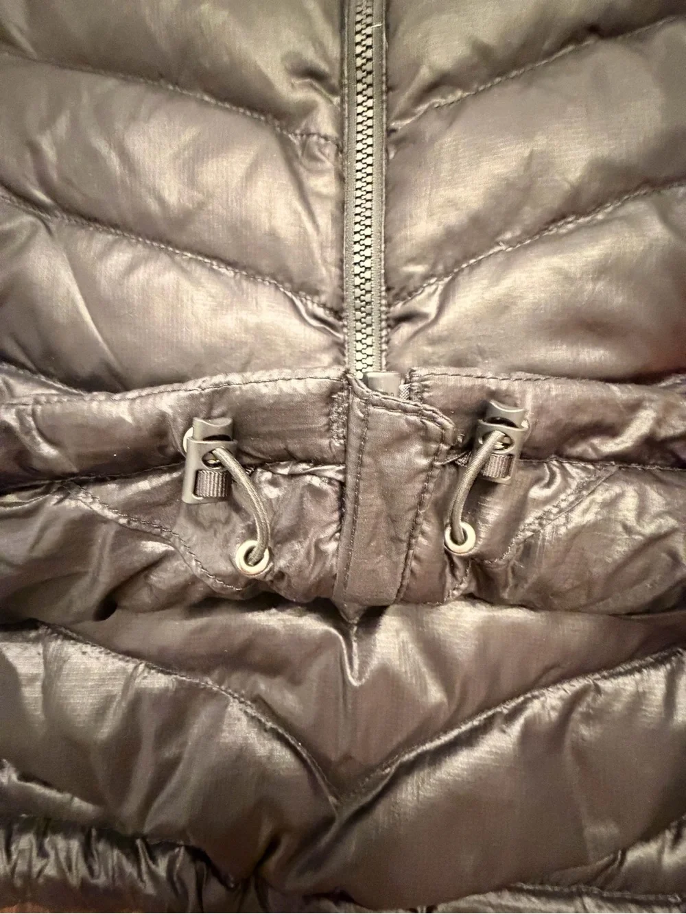The North Face 550 Fill Diwn Women’s Black  Puffer Jacket Size Medium